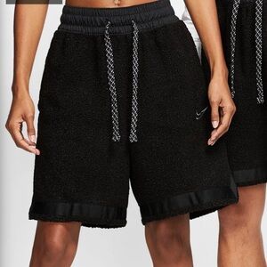 Nike Cozy DNA Shorts SZ XS Basketball Streetwear
